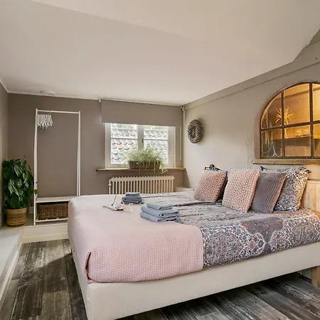 Bed & Breakfast De Grote Waaij *