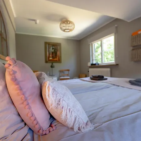 De Grote Waaij Couette-café Well (Limburg)