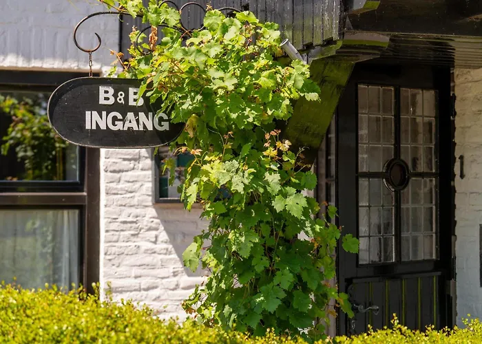 De Grote Waaij فندق مبيت وإفطار 3*